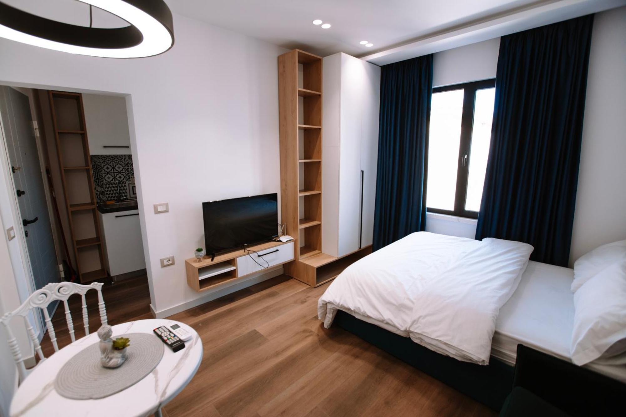 Barrikada Str Modern Apartments - The Nest Tirana Exterior foto